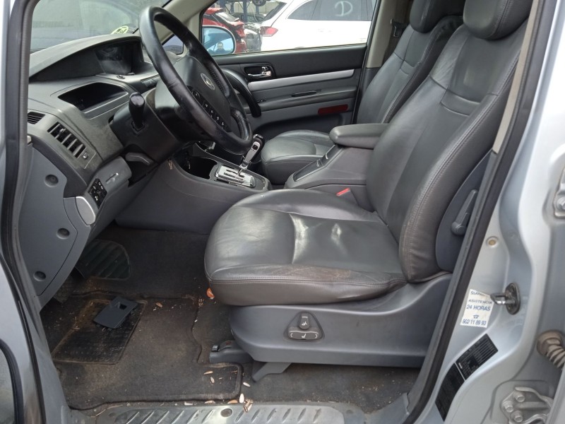 ssangyong rodius i del año 2010