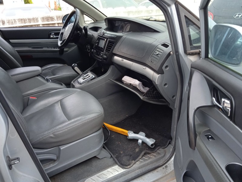 ssangyong rodius i del año 2010