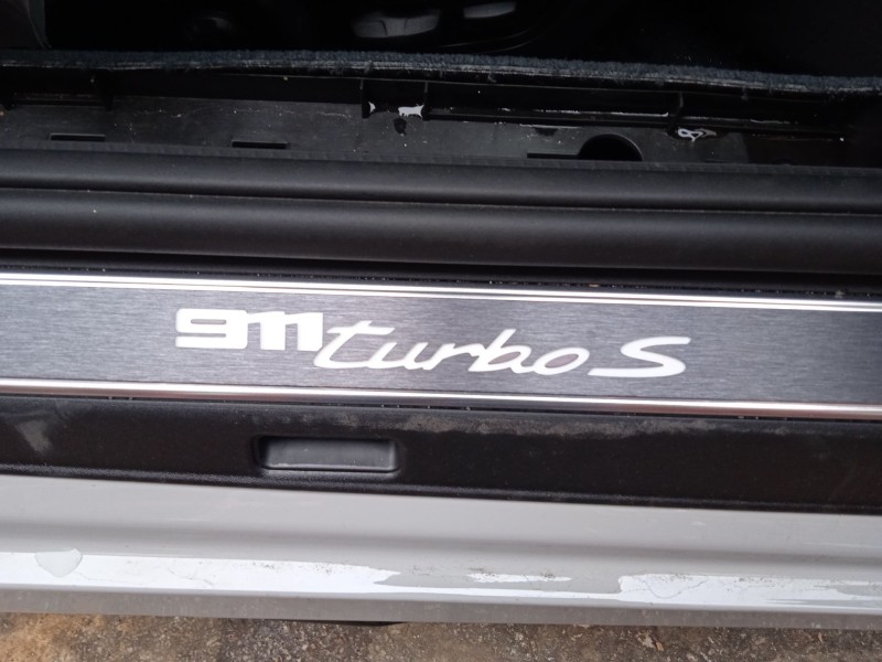 porsche 911 descapotable (992) del año 2024