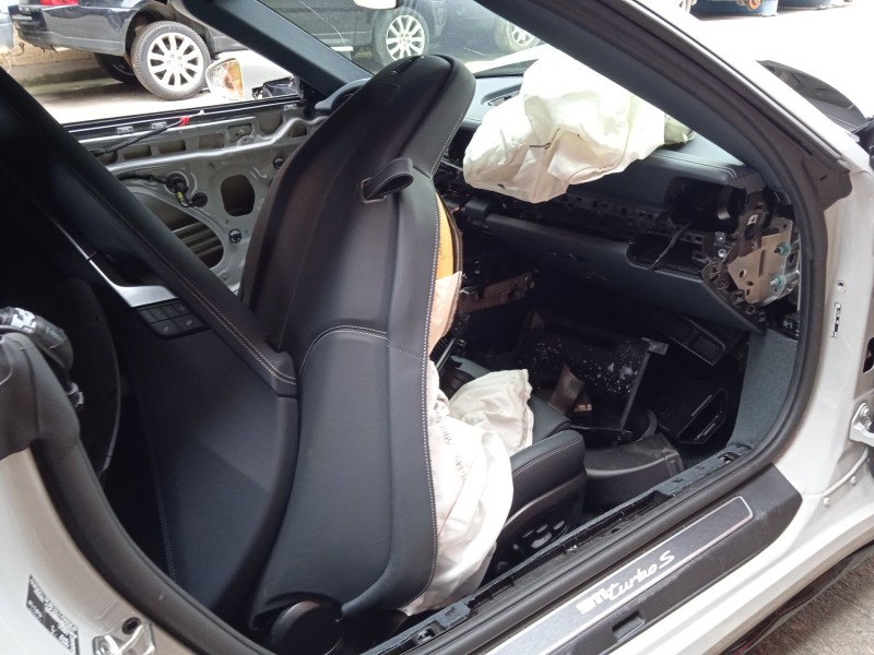 porsche 911 descapotable (992) del año 2024