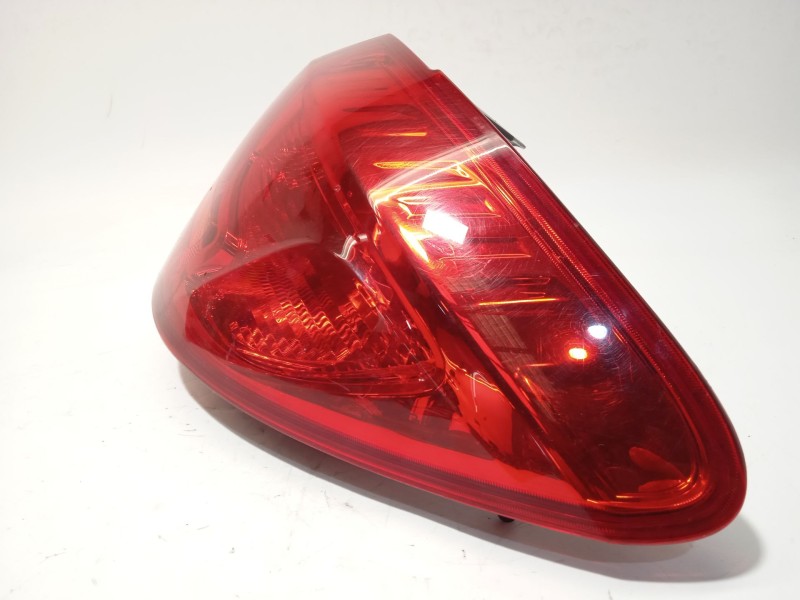 Recambio de piloto trasero derecho para opel meriva b monospace (s10) 1.4 (75) referencia OEM IAM 13253628 13307494 