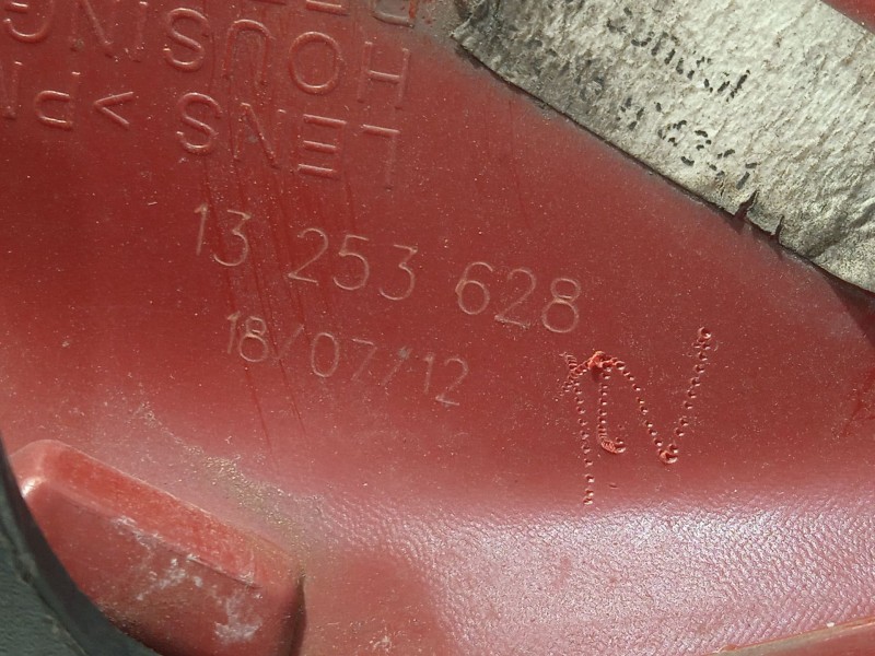 Recambio de piloto trasero derecho para opel meriva b monospace (s10) 1.4 (75) referencia OEM IAM 13253628 13307494 