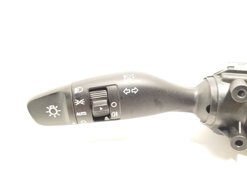 Recambio de mando intermitentes para hyundai i20 iii (bc3, bi3) 1.0 t-gdi referencia OEM IAM 93404Q0855  