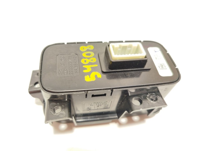 Recambio de mando multifuncion para hyundai i20 iii (bc3, bi3) 1.0 t-gdi referencia OEM IAM 93700Q0010NNB  