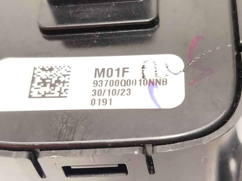 Recambio de mando multifuncion para hyundai i20 iii (bc3, bi3) 1.0 t-gdi referencia OEM IAM 93700Q0010NNB  