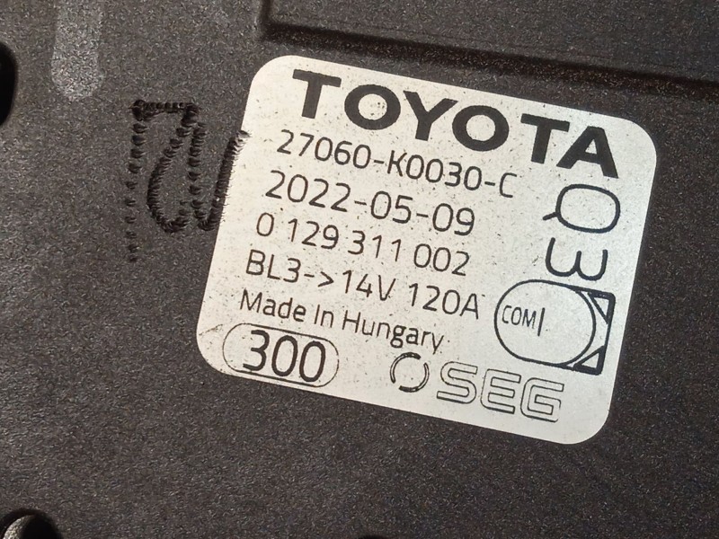 Recambio de alternador para toyota yaris (_p21_, _pa1_, _ph1_) 1.5 (mxpa11) referencia OEM IAM 27060K0030  0129311002