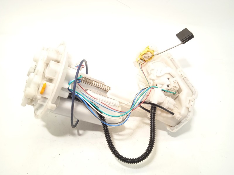 Recambio de bomba combustible para toyota yaris (_p21_, _pa1_, _ph1_) 1.5 (mxpa11) referencia OEM IAM 77020K0050  