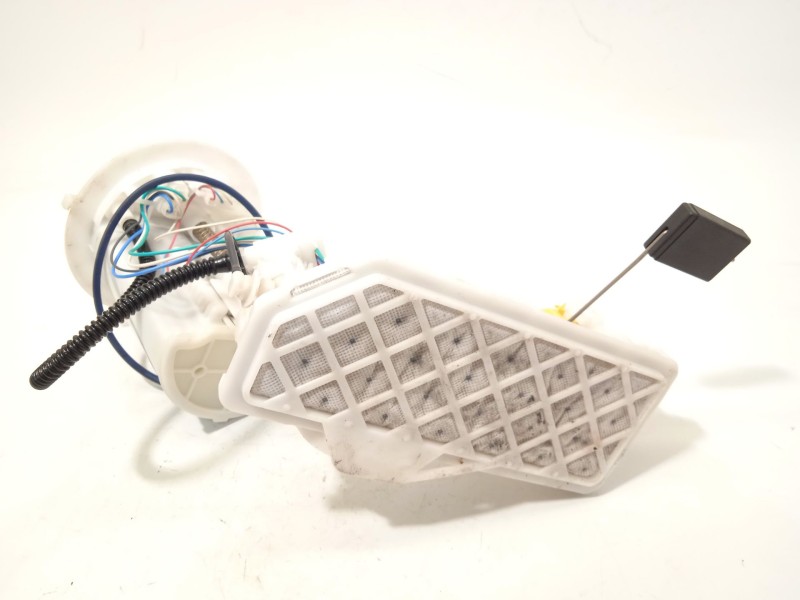 Recambio de bomba combustible para toyota yaris (_p21_, _pa1_, _ph1_) 1.5 (mxpa11) referencia OEM IAM 77020K0050  