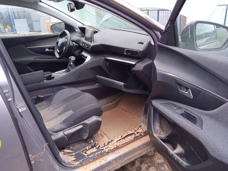 peugeot 3008 ii suv (mc_, mr_, mj_, m4_) del año 2023