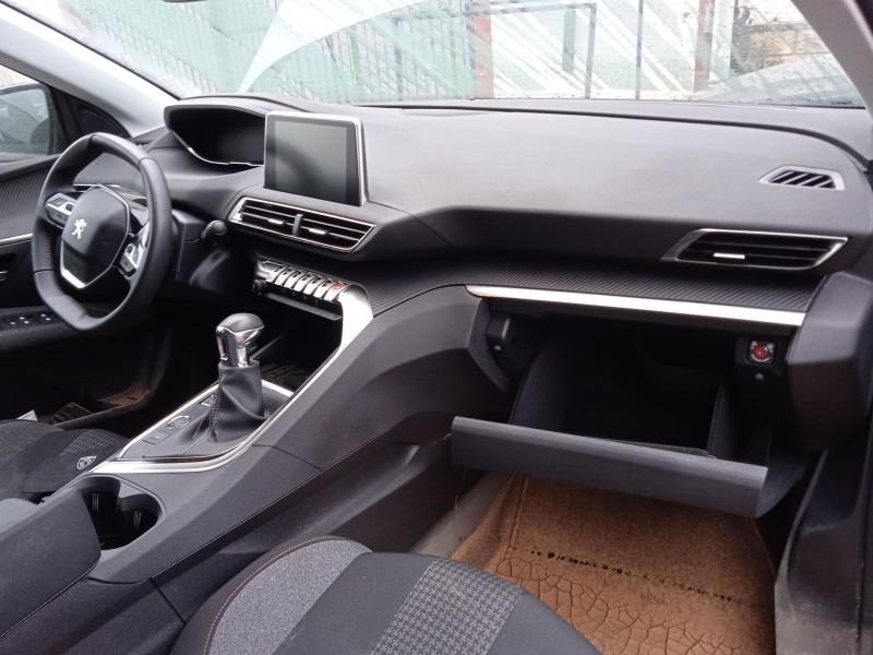 peugeot 3008 ii suv (mc_, mr_, mj_, m4_) del año 2023