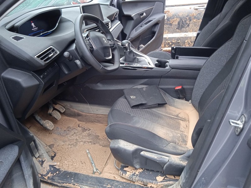 peugeot 3008 ii suv (mc_, mr_, mj_, m4_) del año 2023