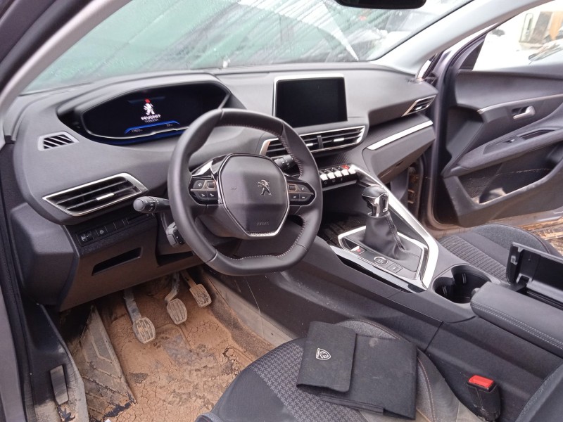 peugeot 3008 ii suv (mc_, mr_, mj_, m4_) del año 2023