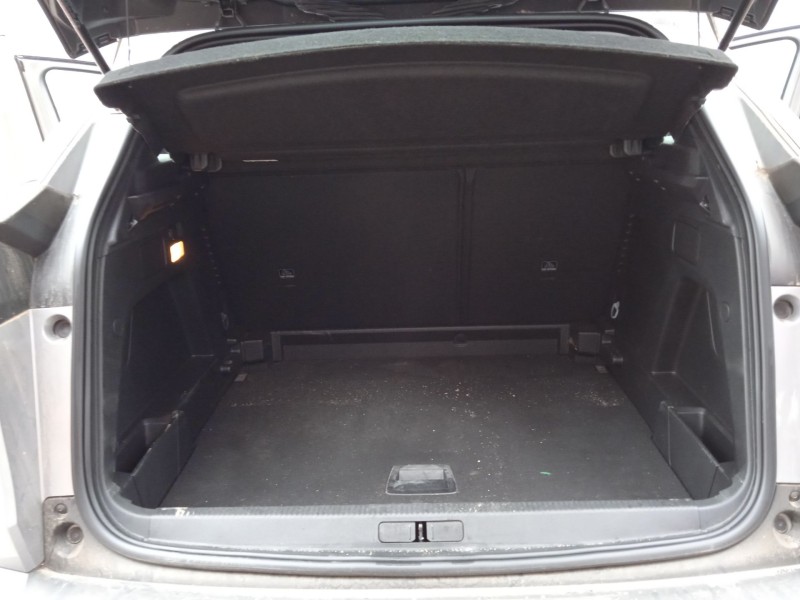 peugeot 3008 ii suv (mc_, mr_, mj_, m4_) del año 2023