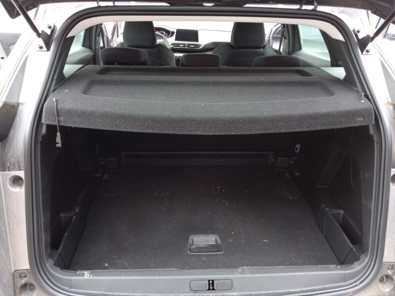 peugeot 3008 ii suv (mc_, mr_, mj_, m4_) del año 2023