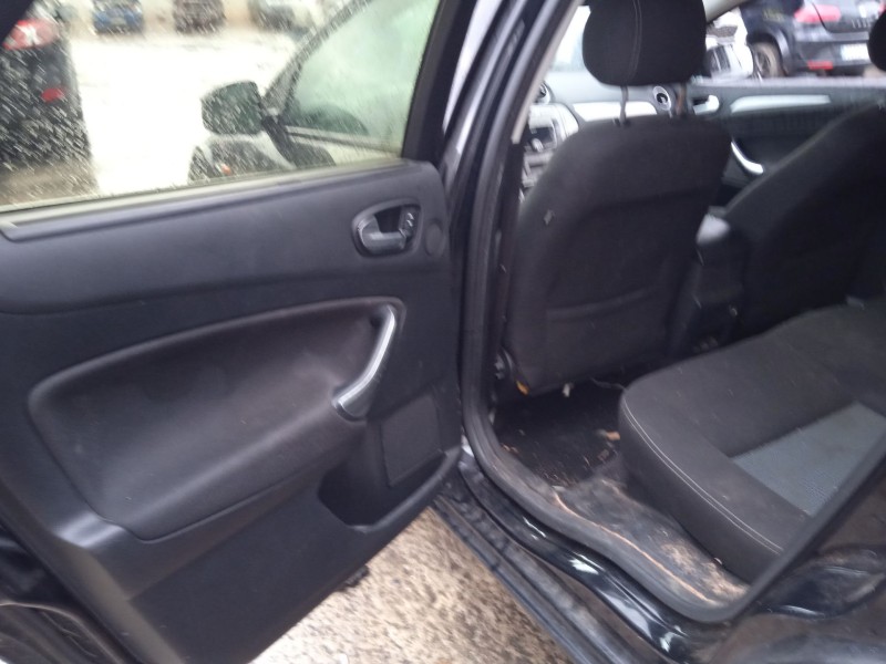 ford mondeo iv turnier (ba7) del año 2010