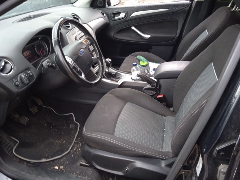 ford mondeo iv turnier (ba7) del año 2010