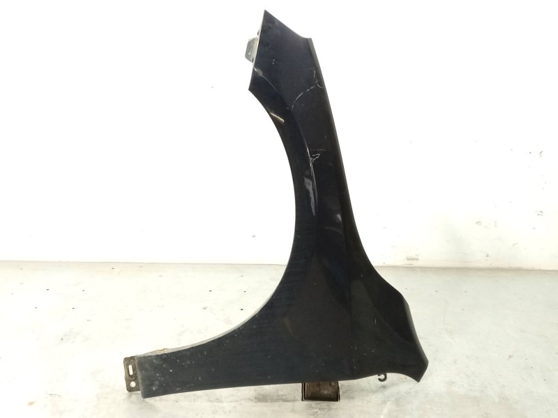 Recambio de aleta delantera izquierda para volvo s60 ii (134) d2 referencia OEM IAM 31352073  