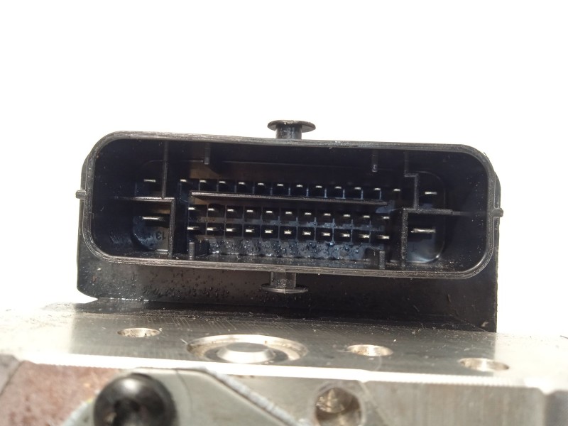 Recambio de abs para hyundai i20 active style active bluedrive referencia OEM IAM 58920C8290 6158945200 C858924750