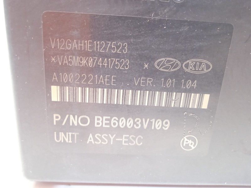 Recambio de abs para kia stonic (ybcuv) drive referencia OEM IAM 58920H8260 BE6003V109 BH6013V105