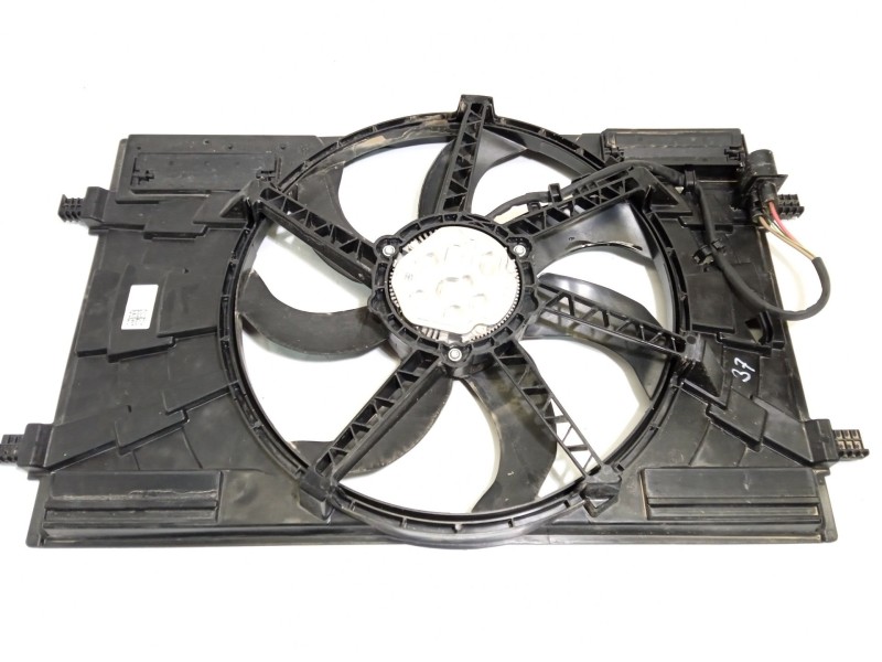 Recambio de electroventilador para seat ateca (kh7, khp) 2.0 tdi referencia OEM IAM 5Q0121203DQ  