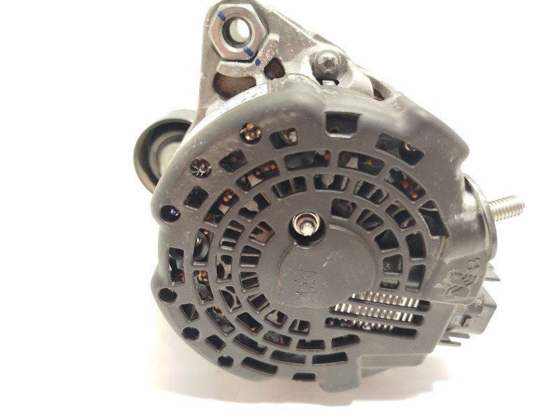 Recambio de alternador para hyundai i30 (pde, pd, pden) 1.5 referencia OEM IAM 3730007400  61009890