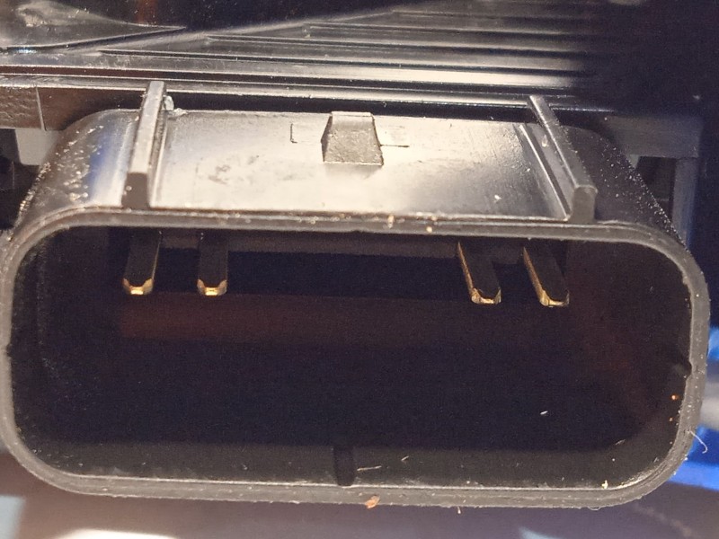 Recambio de cerradura puerta delantera derecha para hyundai i20 iii (bc3, bi3) 1.2 referencia OEM IAM 81320Q0010  