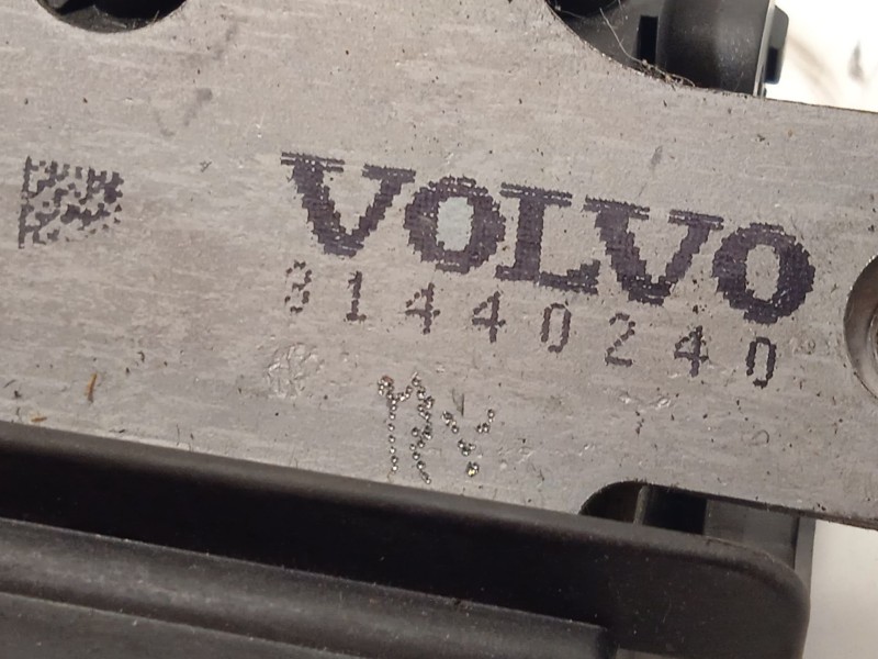 Recambio de cerradura maletero / porton para volvo s60 ii (134) d2 referencia OEM IAM 31440240  