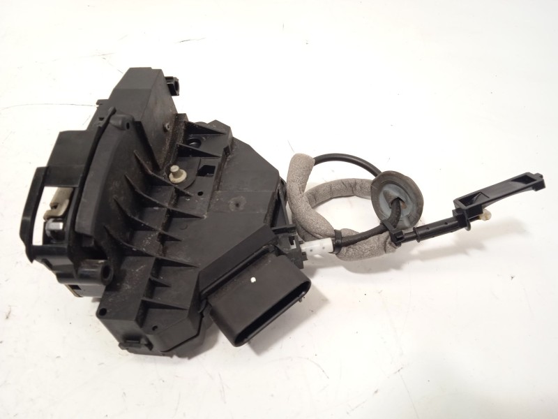 Recambio de cerradura puerta delantera derecha para volvo s60 ii (134) d2 referencia OEM IAM 31301739  