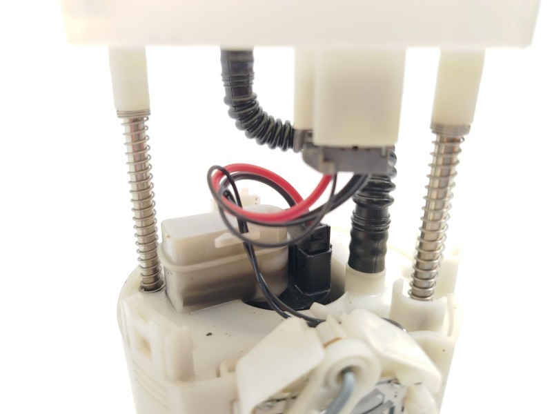 Recambio de bomba combustible para suzuki swift v (az) 1.0 (a2l310) referencia OEM IAM 1510052R40  