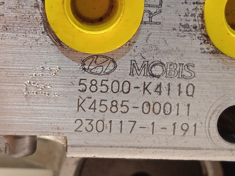 Recambio de abs para hyundai kona referencia OEM IAM 58500K4110 K458500011 