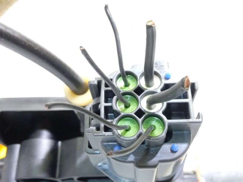 Recambio de elevalunas trasero derecho para jaguar xf i (x250) 3.0 d referencia OEM IAM 8X23F27000AE  