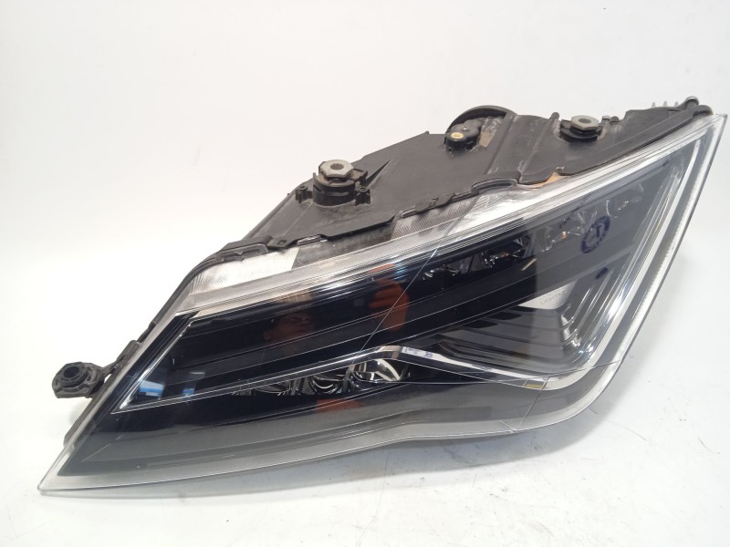 Recambio de faro izquierdo para seat leon st (5f8) 2.0 tdi 4drive referencia OEM IAM 5F1941773A  90125389