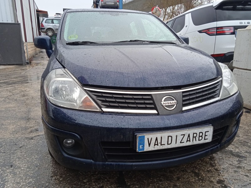 nissan tiida hatchback (c11) del año 2009