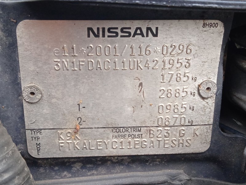 nissan tiida hatchback (c11) del año 2009