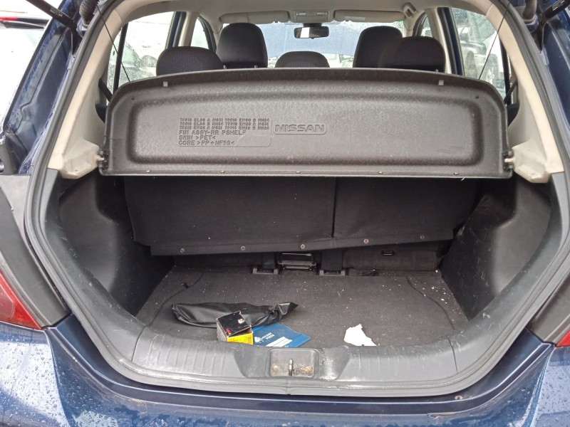 nissan tiida hatchback (c11) del año 2009