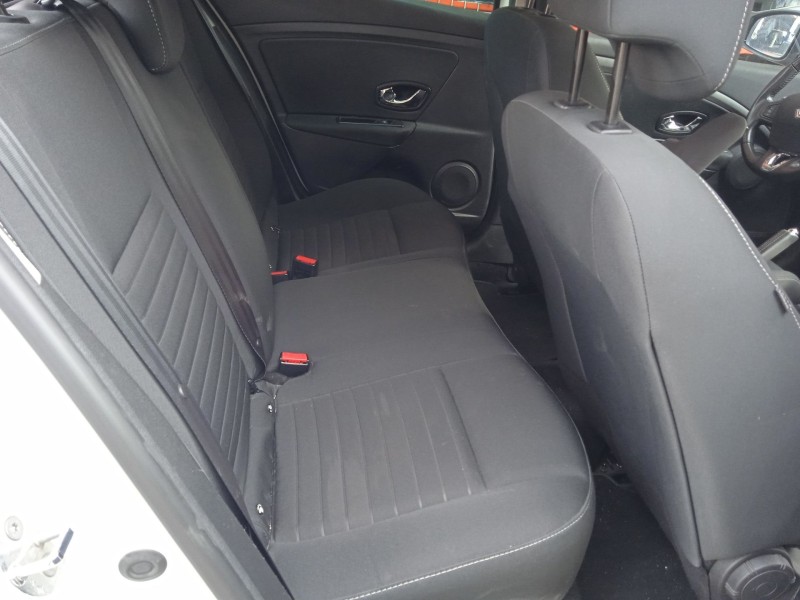 renault megane iii hatchback (bz0/1_, b3_) del año 2015