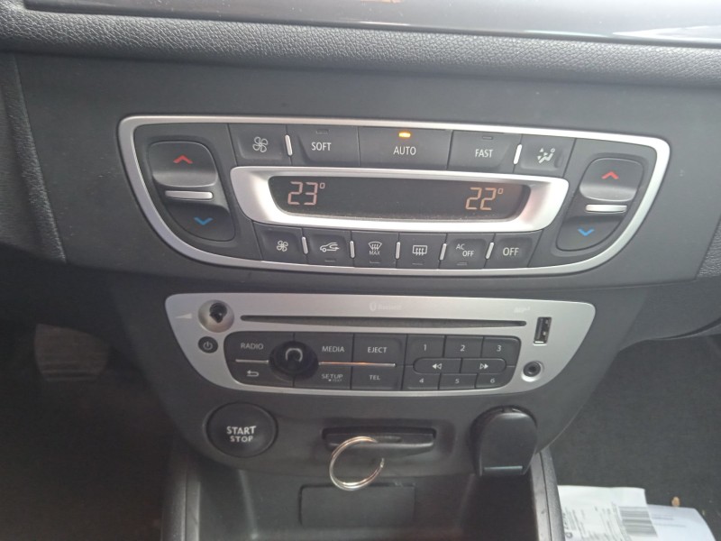 renault megane iii hatchback (bz0/1_, b3_) del año 2015