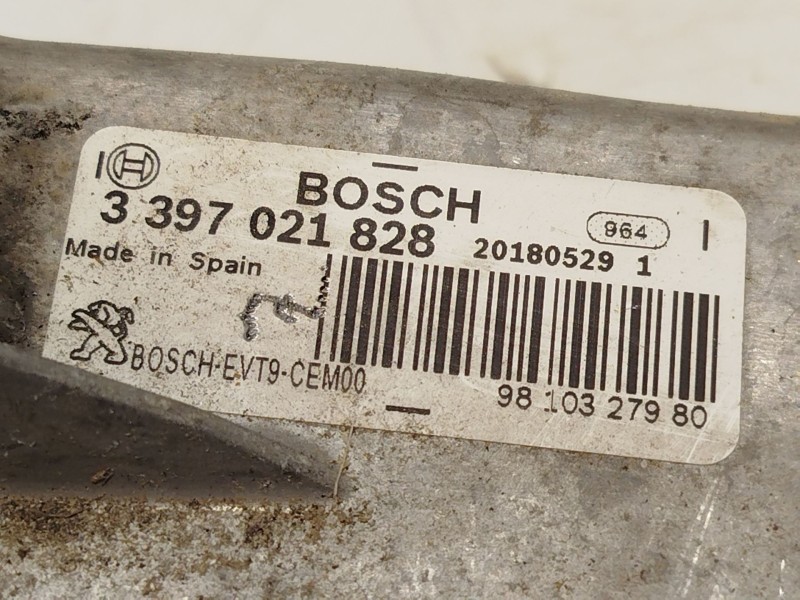 Recambio de motor limpia delantero para peugeot 308 1.5 hdi referencia OEM IAM 9810327980  3397021828