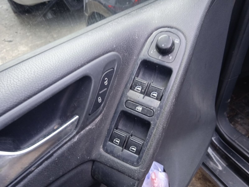 volkswagen golf vi (5k1) del año 2008