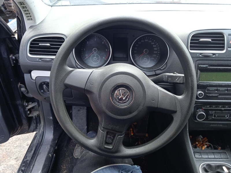 volkswagen golf vi (5k1) del año 2008