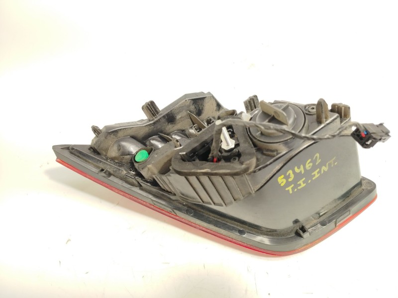 Recambio de piloto trasero izquierdo interior para peugeot 308 1.5 hdi referencia OEM IAM 9677818380  81260101