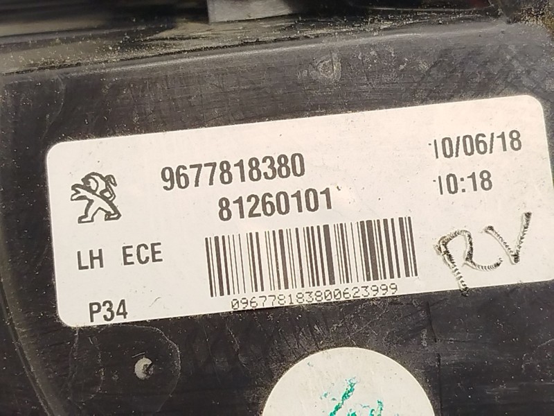 Recambio de piloto trasero izquierdo interior para peugeot 308 1.5 hdi referencia OEM IAM 9677818380  81260101