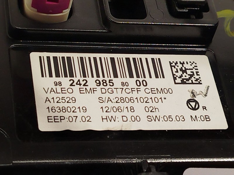 Recambio de pantalla multifuncion para peugeot 308 1.5 hdi referencia OEM IAM 9824298580  