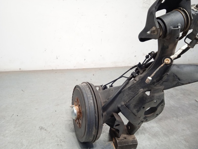 Recambio de puente trasero para fiat 500l (351_, 352_) 1.4 (199lyb1b) referencia OEM IAM 52052983  