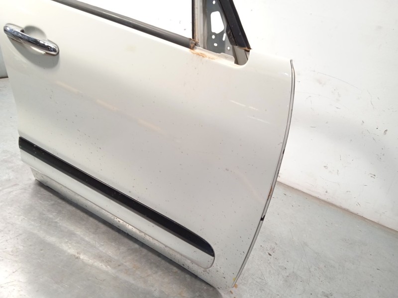 Recambio de puerta delantera derecha para fiat 500l (351_, 352_) 1.4 (199lyb1b) referencia OEM IAM 52096066  