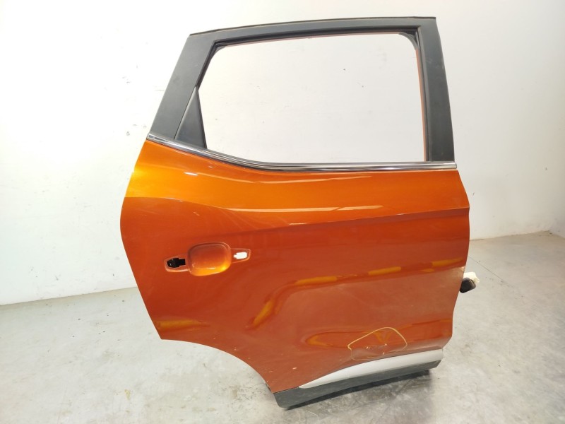 Recambio de puerta trasera derecha para mg mg zs suv 1.5 vti referencia OEM IAM 10322168  