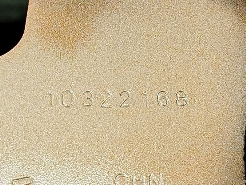 Recambio de puerta trasera derecha para mg mg zs suv 1.5 vti referencia OEM IAM 10322168  