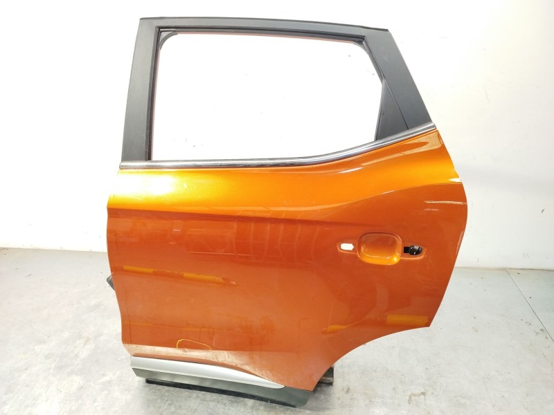 Recambio de puerta trasera izquierda para mg mg zs suv 1.5 vti referencia OEM IAM 10322167  