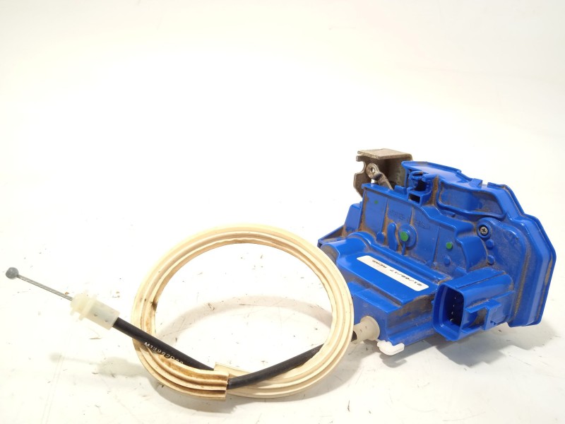 Recambio de cerradura puerta trasera derecha para fiat 500l (351_, 352_) 1.4 (199lyb1b) referencia OEM IAM 52018124  