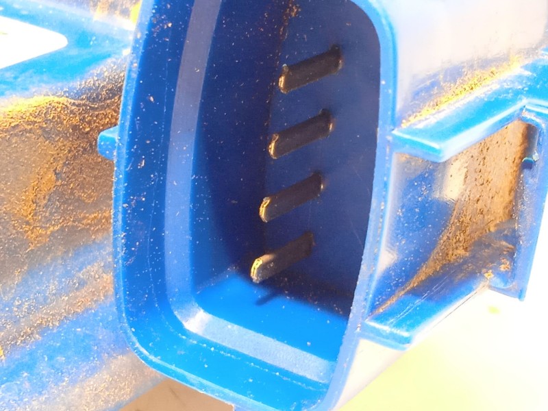 Recambio de cerradura puerta trasera derecha para fiat 500l (351_, 352_) 1.4 (199lyb1b) referencia OEM IAM 52018124  